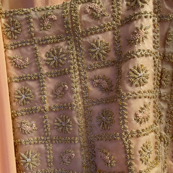 Peach Churidaar Suit - Picture 2 of 4